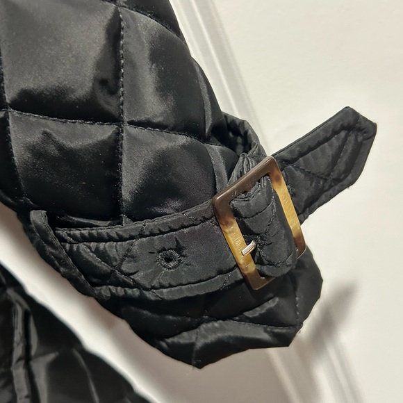 Calvin Klein Black and Gold Button - Picture 4 of 8